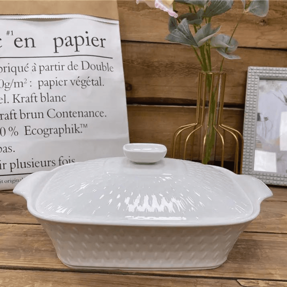 Nordic style white ceramic soup pot with lid