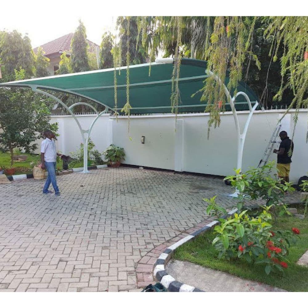 Sun/waterproof car parking shade