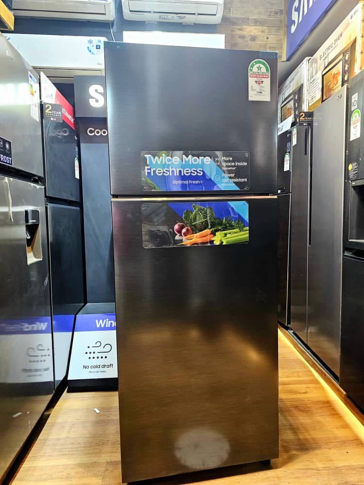 Samsung RT47CG6631B1 Top Mount Freezer, 465L - Black