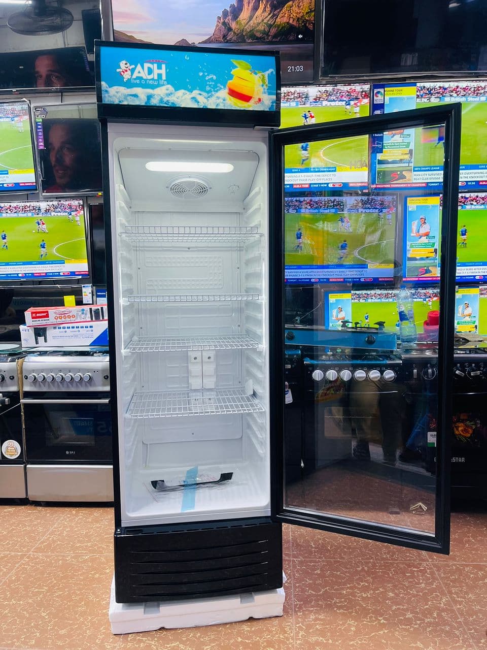 ADH SHOWCASE FRIDGE 385L