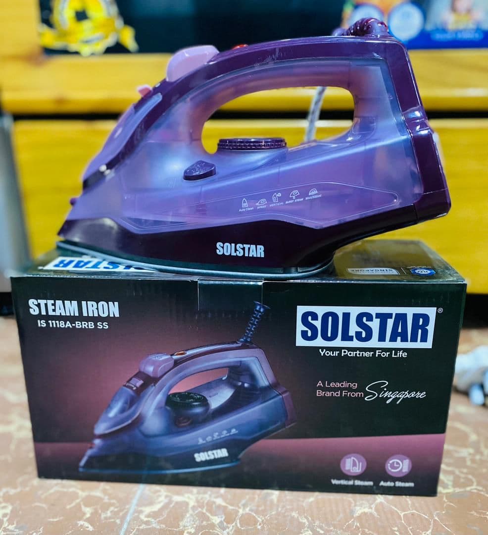 SOLSTAR STEAM IRON IS 1118A