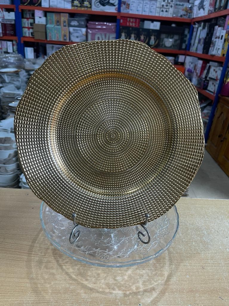 Charger plate