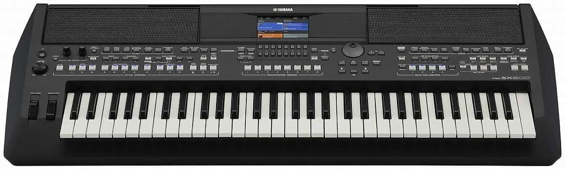 Yamaha SX - 600 Piano Keyboard