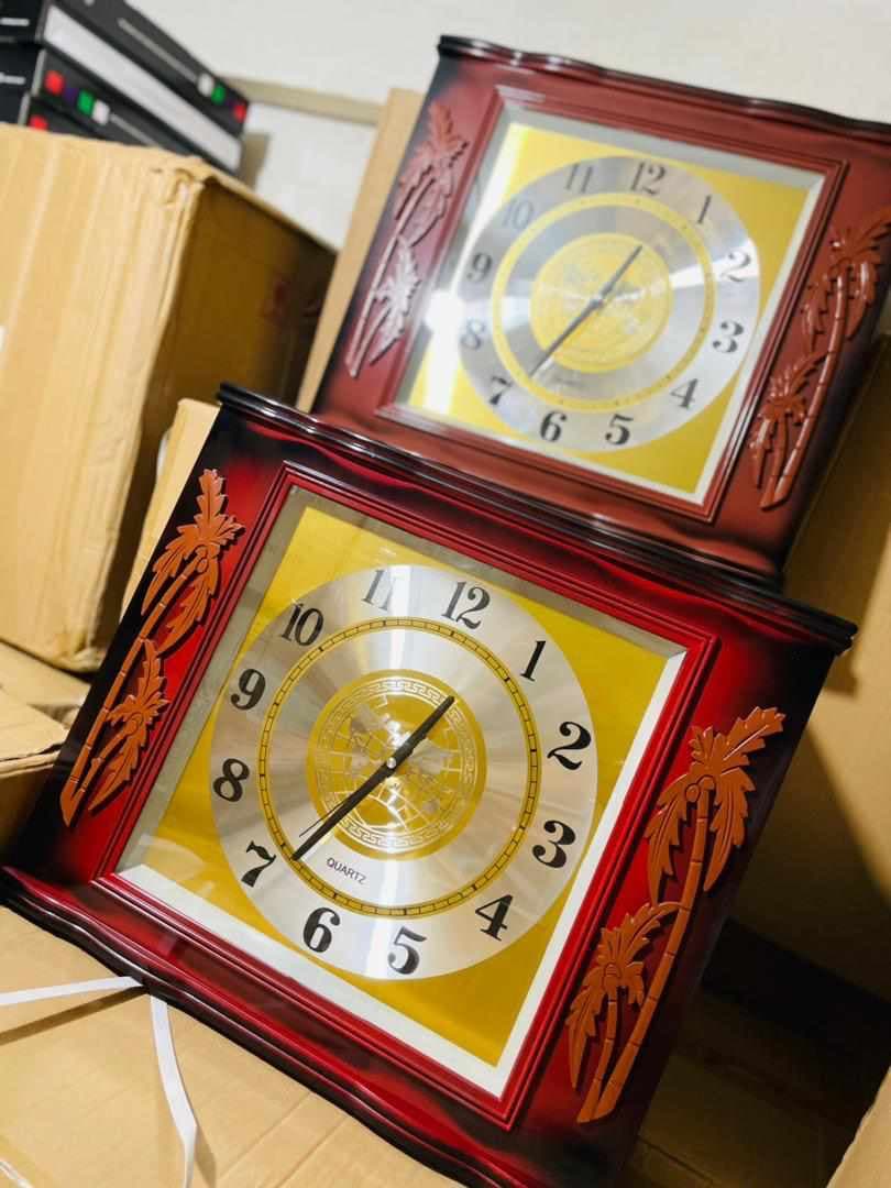WALL CLOCKS