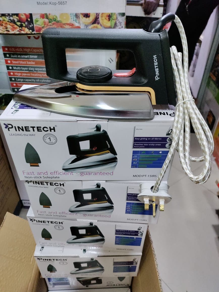 PINETECH CLOTHES IRON