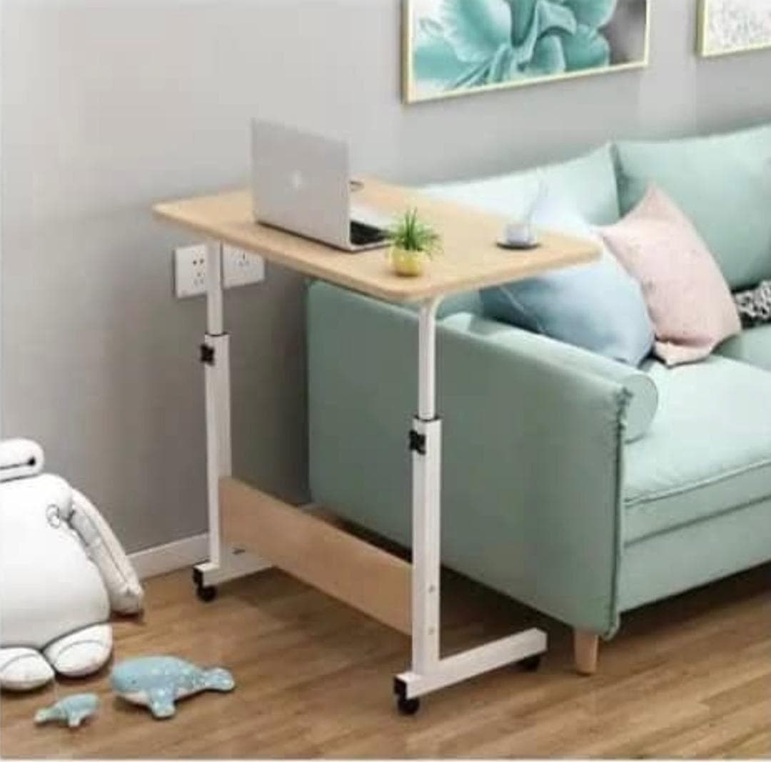 ADJUSTABLE STANDING DESK