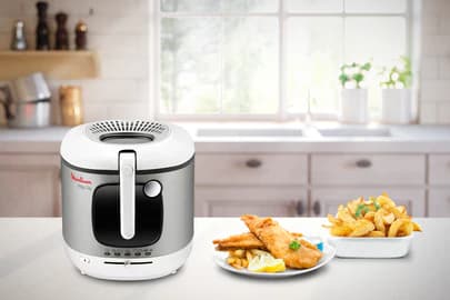 Moulinex AM480027 Electric Deep Fryer (2 kg / 3.3 L version)