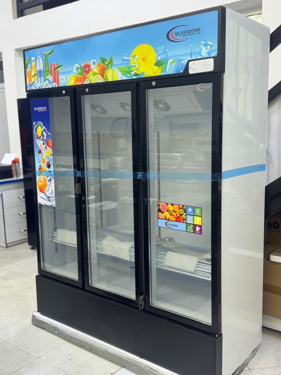 Silverdome 3 Doors Showcase Chiller