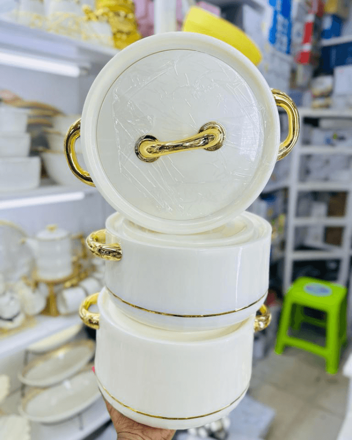 Hot food storage