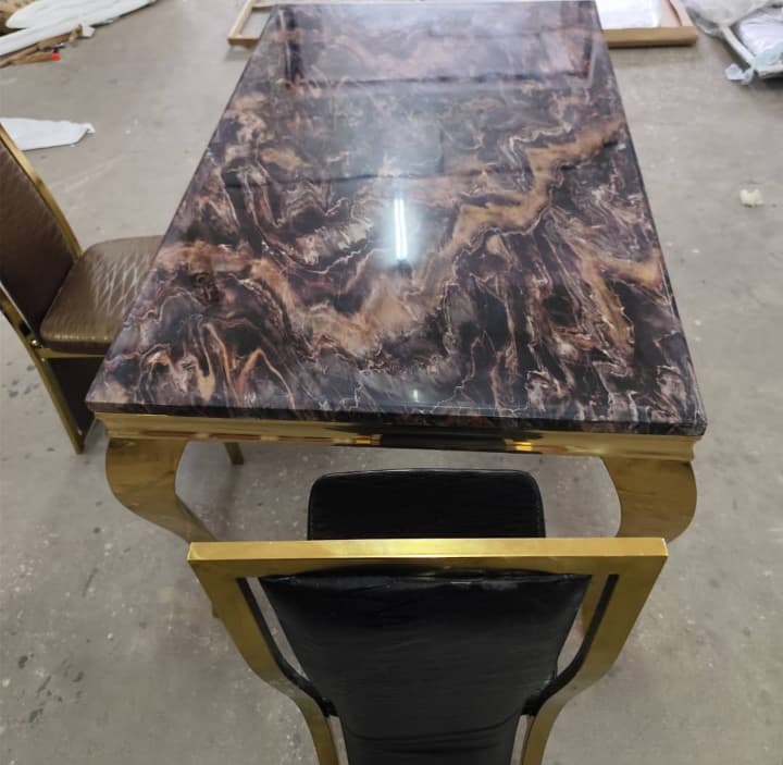 Dinning table