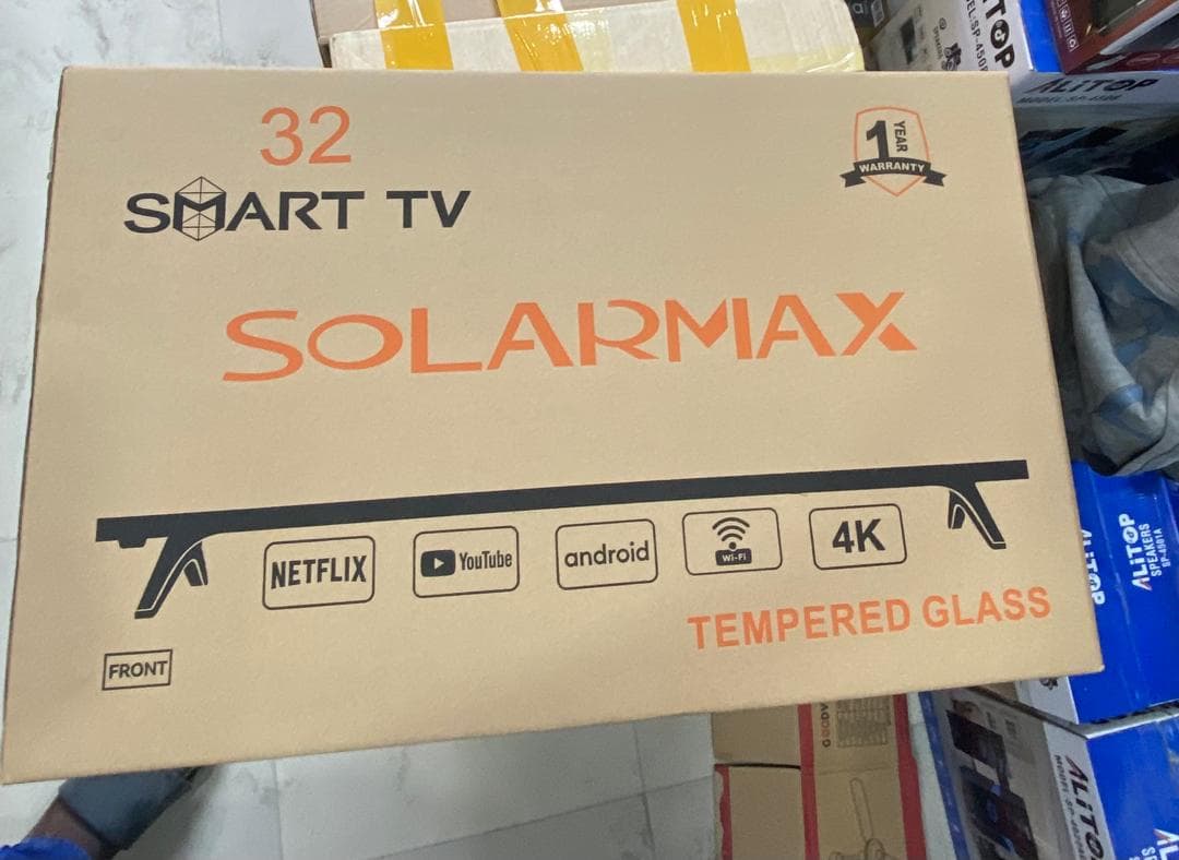 Solarmax 32-inch Smart TV.