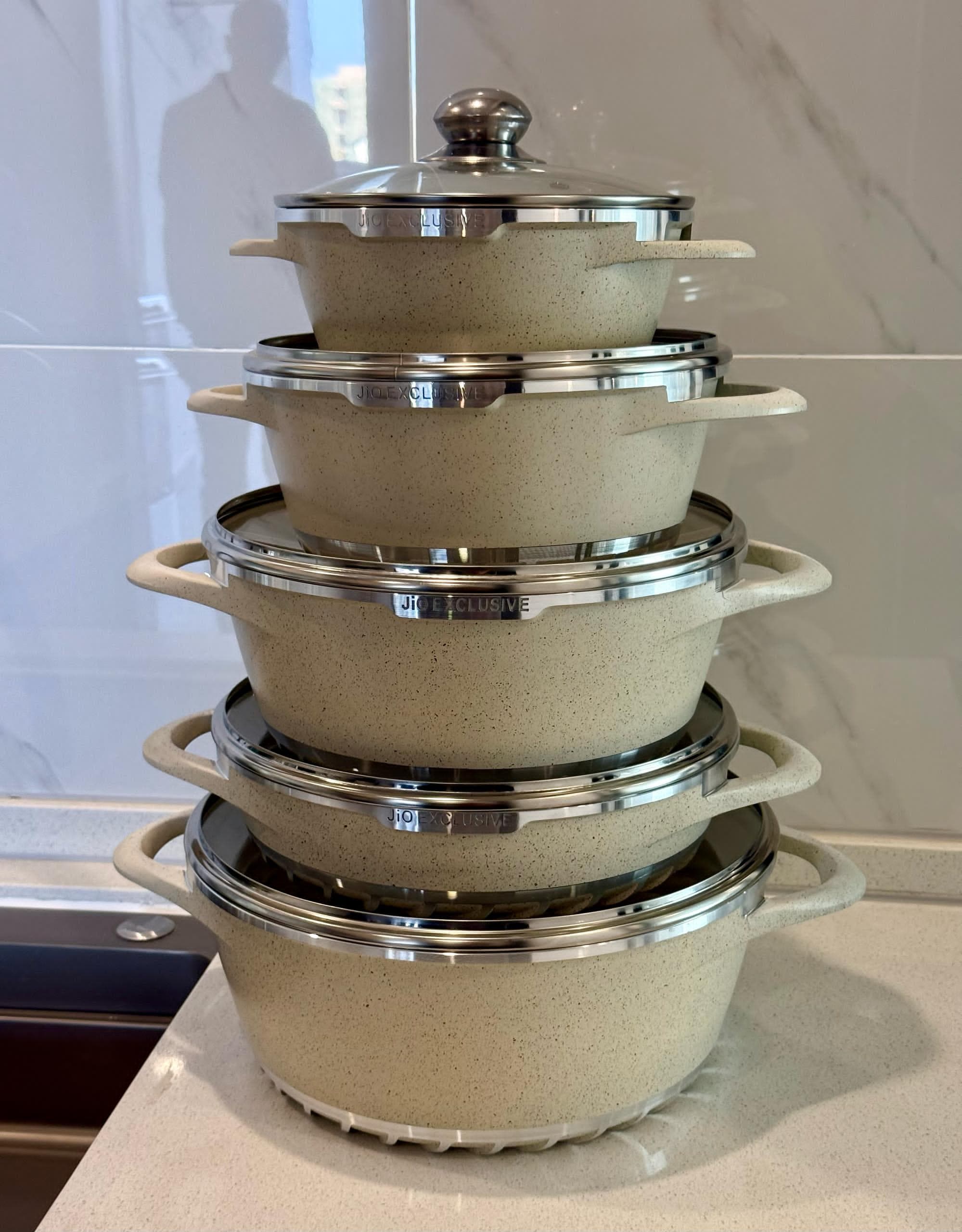 SET OF COOKING POT