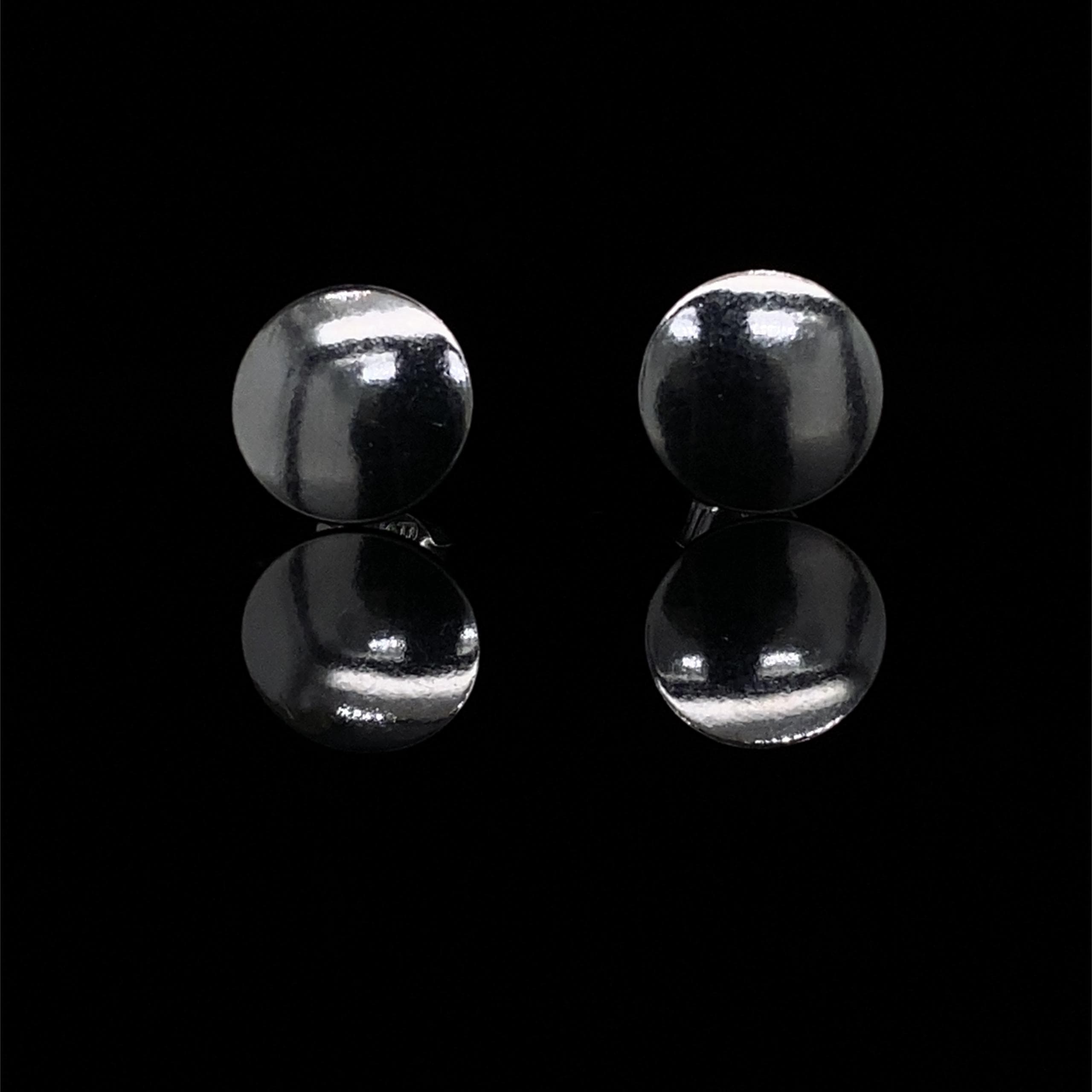 Silver Round Studs Earings