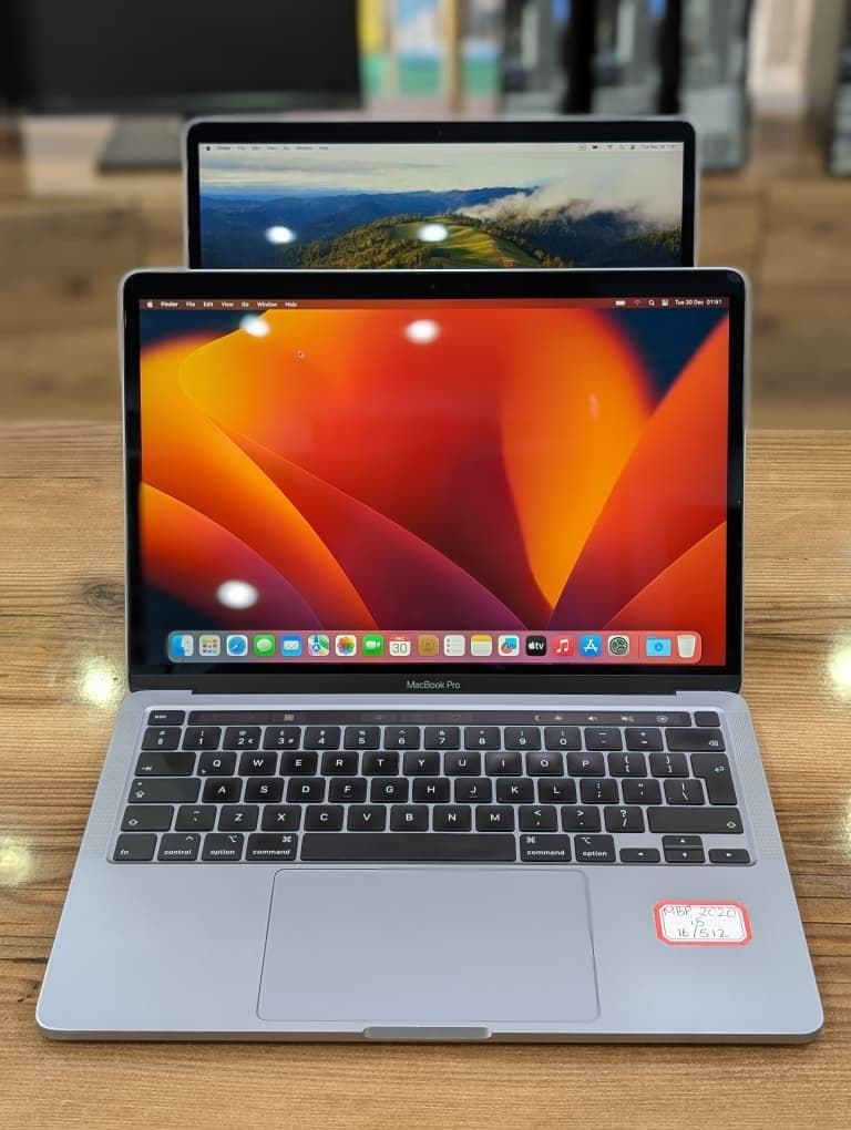 MacBook Pro  2020 (Refurbished)