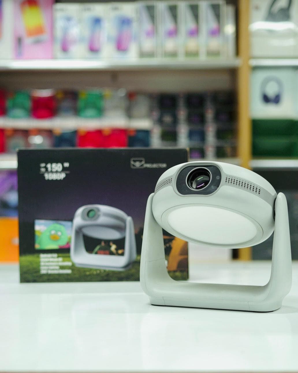 RECHARGEABLE PROJECTOR