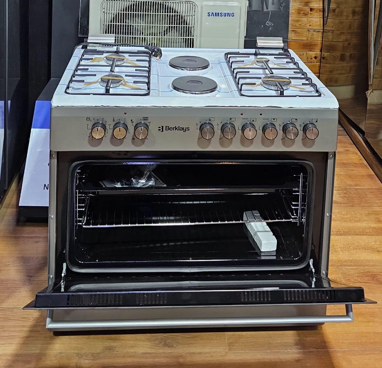 Barkleys 60x90 cm Cooker – 4 Gas + 2 Electric