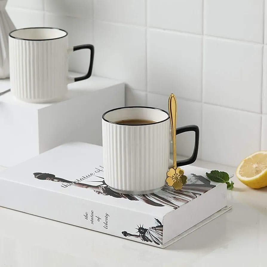 WHITE CERAMIC COFFEE MUGS